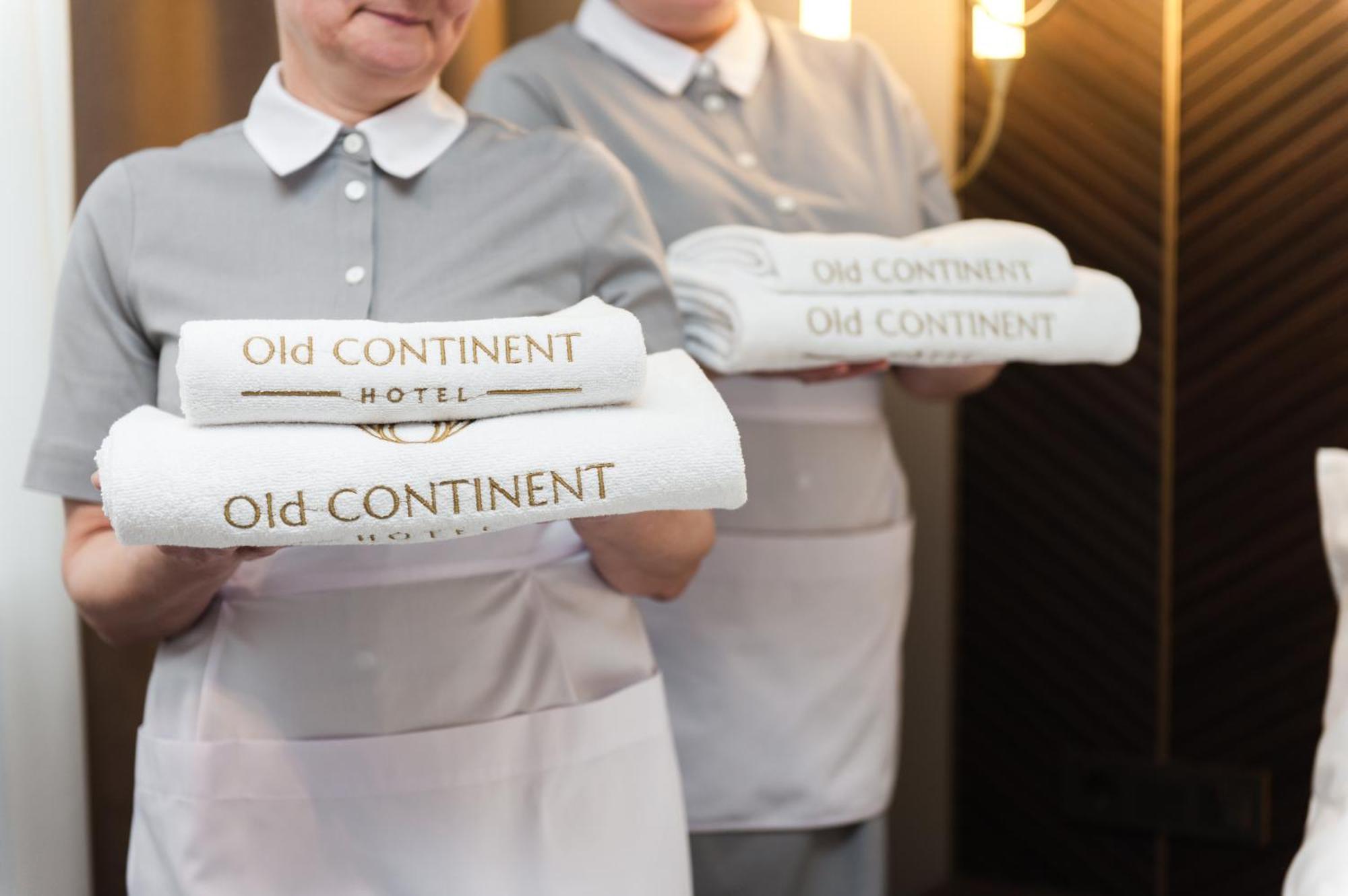 Old Continent Hotel Oujhorod Extérieur photo